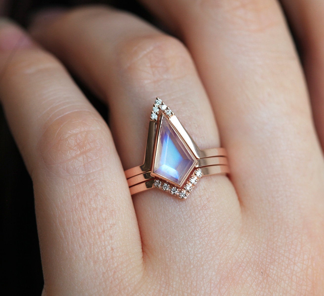 Capucinne’s kite moonstone ring set with matching diamond bands