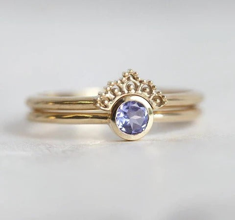 Tanzanite Solitaire with a matching lace ring