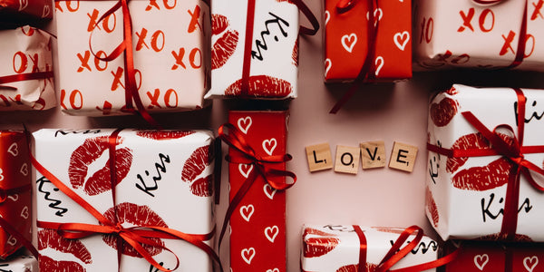 45 Best Valentine's Day Gift Ideas Singapore (for Him / Her)