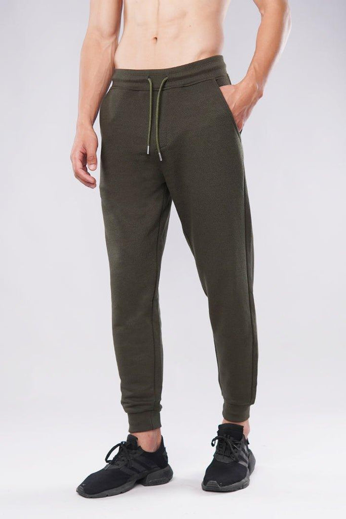 jogger pants