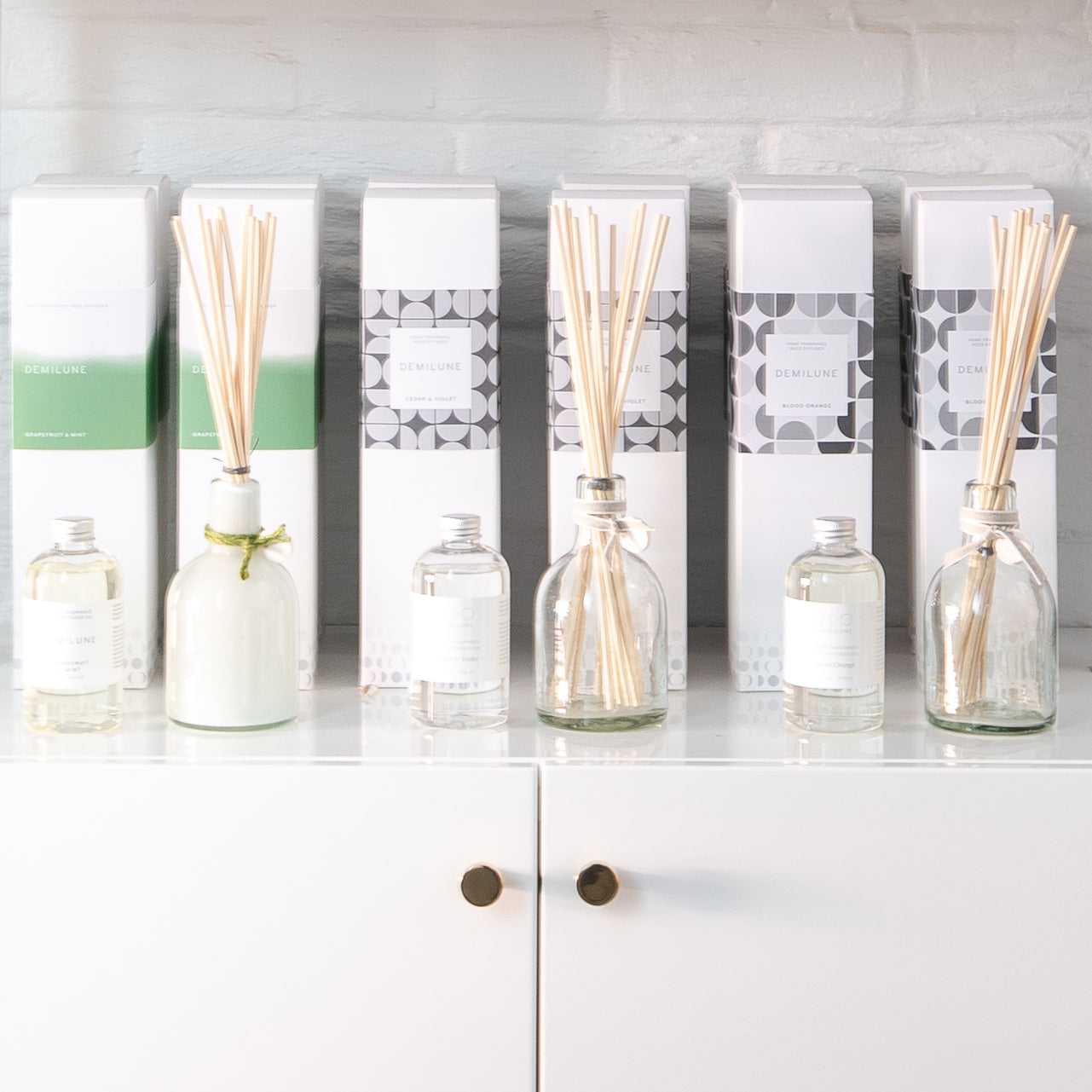 Home Fragrance Review: AERIN Candle Collection + Lauder Legacy Draw -  ÇaFleureBon Perfume Blog