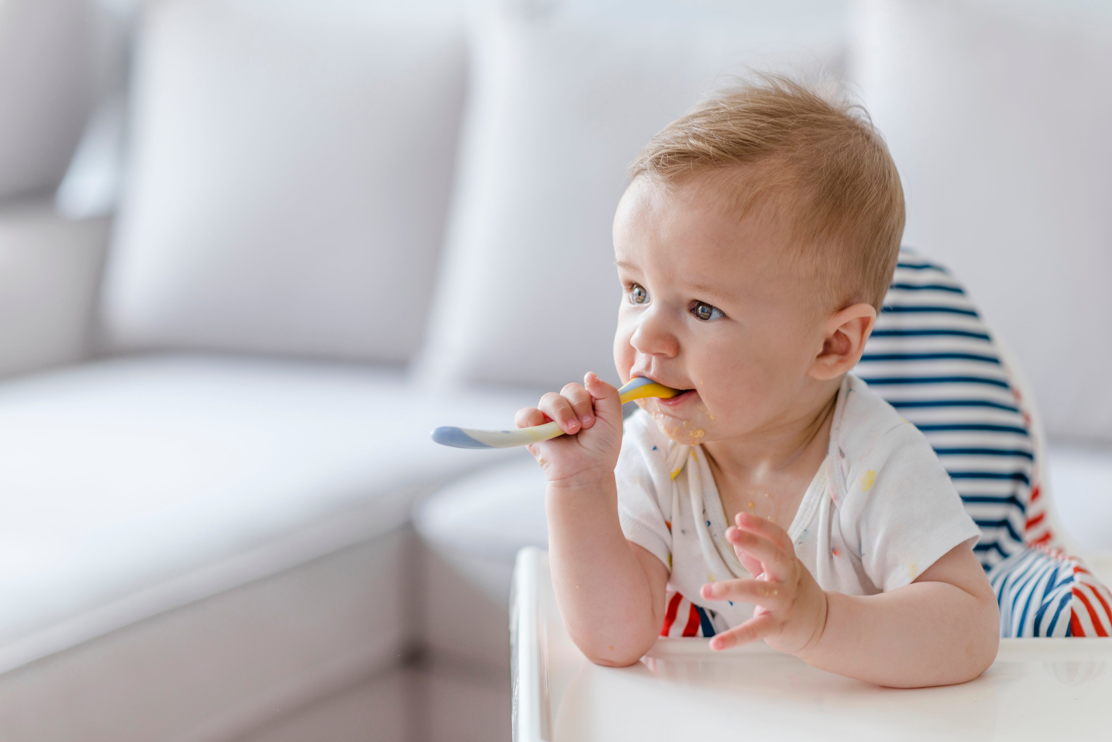 6 Spoon-Feeding Techniques to Create Lifelong Healthy Eating Habits, by My  Baba