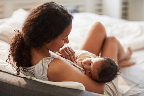 BREASTFEEDING NIPPLE SHIELD