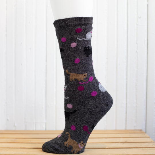Alpaca Socks – Warm, Hypoallergenic, and Eco-Friendly