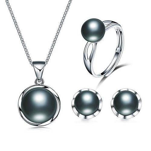 High Luster Freshwater Pearl Jewelry Set Black