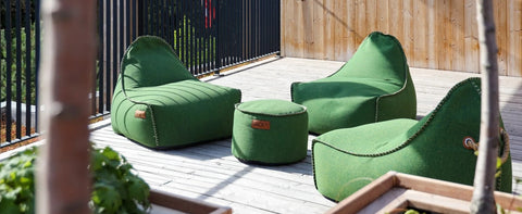 Hotel GSH Ronne exterior lounge chairs