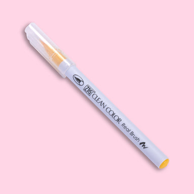 https://cdn.shopify.com/s/files/1/0011/6998/1487/products/KuretakeZIGCleanColorRealBrushPen-Yellow-0501_384x384.jpg?v=1615194670