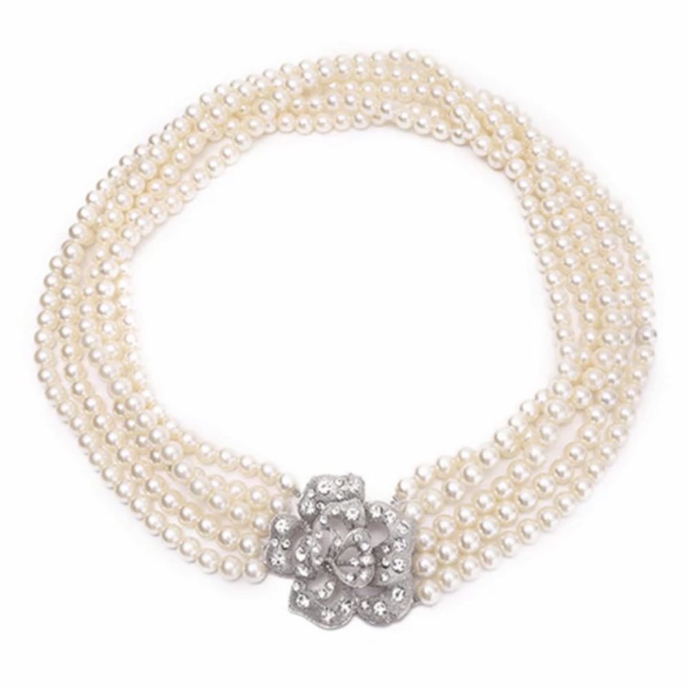 audrey hepburn pearl necklace