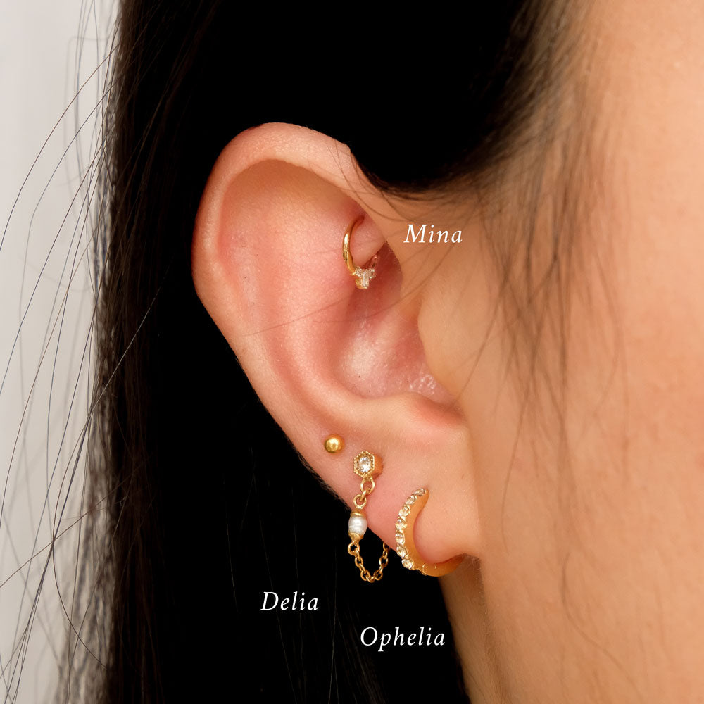 Details 84+ first and second earring sets super hot