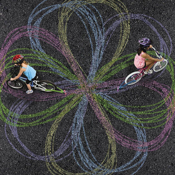 children's chalk bicycle attachment to let your kids draw while they ride bike