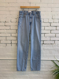 levi mom jeans light wash