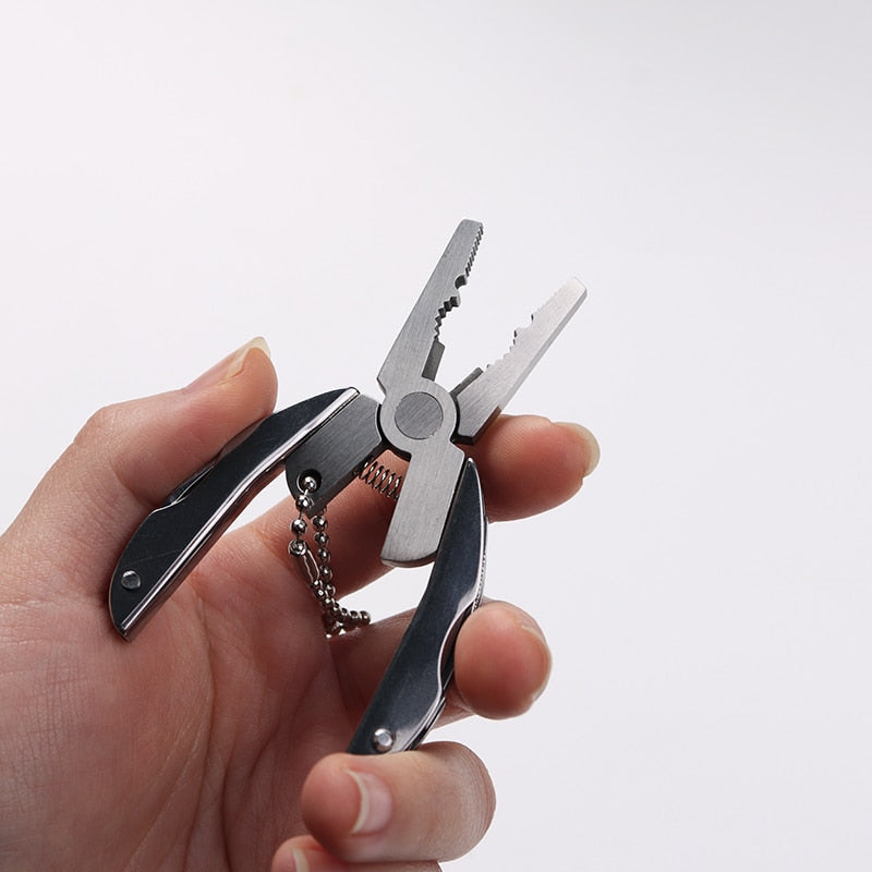 Stainless Steel Portable Multifunctional Keychain Tool