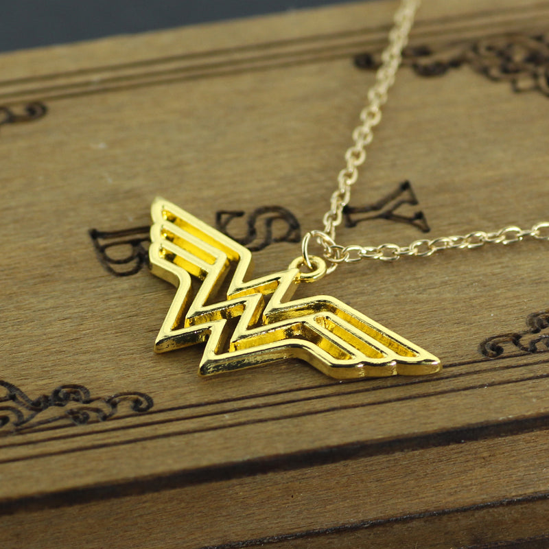 Cool DC Superhero Wonder Woman Super Hero Supergirl Logo Alloy Pendant Necklace Gift For Women Charm Accessories Movie Jewelry