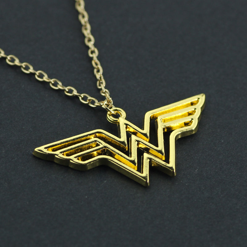 Cool DC Superhero Wonder Woman Super Hero Supergirl Logo Alloy Pendant Necklace Gift For Women Charm Accessories Movie Jewelry