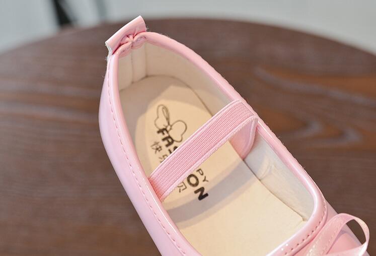 high quality children's sandals Girls leather single shoes kids girls princess bowtie Student flat shoes K3049