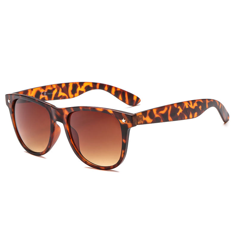 New Fashion Sunglasses Women Men Vintage Sun Glasses Retro Classic Shades Brand Designer Turtoise Gafas de sol UV Protect