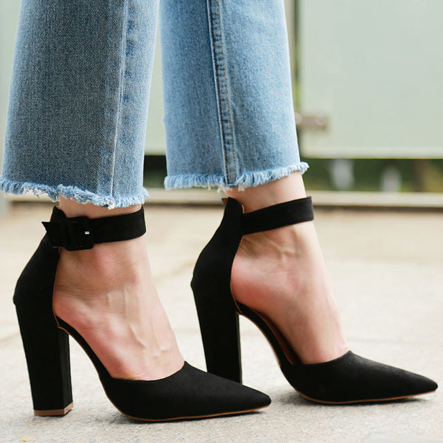 classic high heel pumps