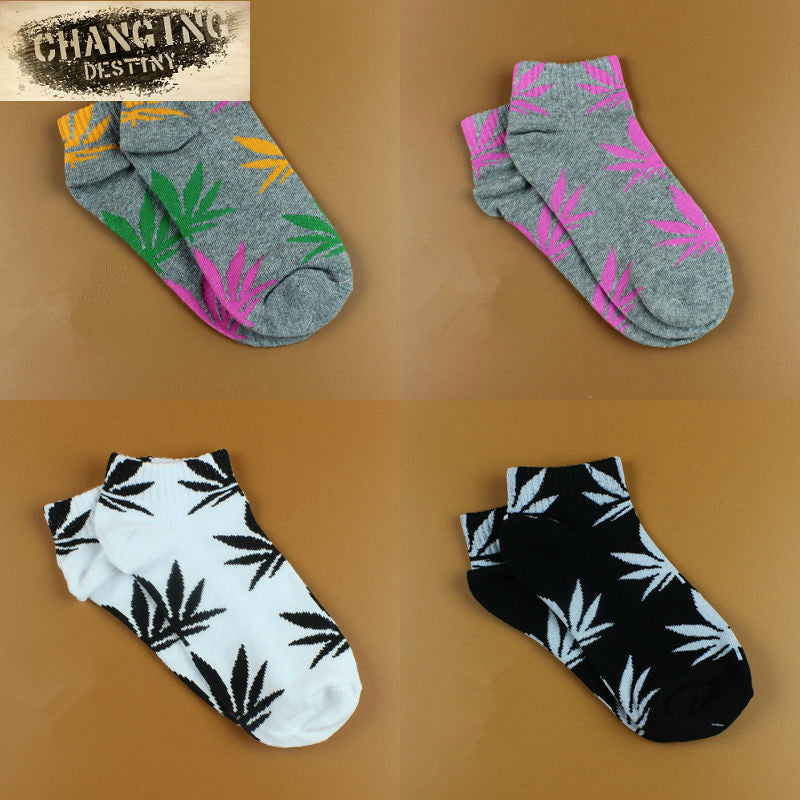 Women's Cotton Harajuku Skateboard Maple Leaf Socks