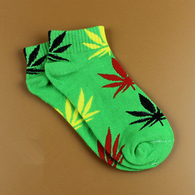 Women's Cotton Harajuku Skateboard Maple Leaf Socks