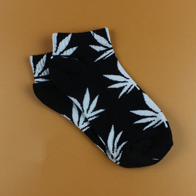 Women's Cotton Harajuku Skateboard Maple Leaf Socks