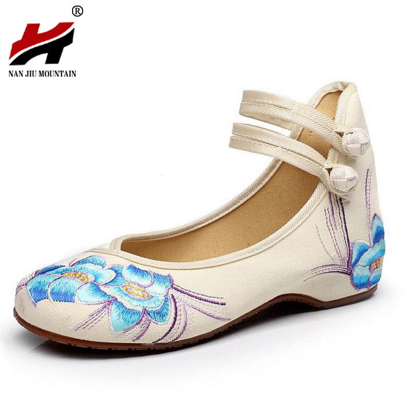 Bright Peacock Embroidery Women Shoes Old Peking Mary Jane Flat Heel Denim Flats with Soft Sole Women Dance Casual Shoes