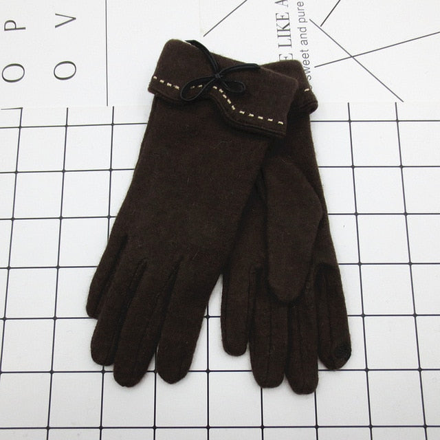 Women's Cashmere Wool Embroidered Touchscreen Winter Gloves