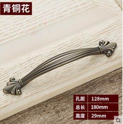 High quality retro kitchen cabinet door handle luxury drawer stealth handle relief craft furniture accessories