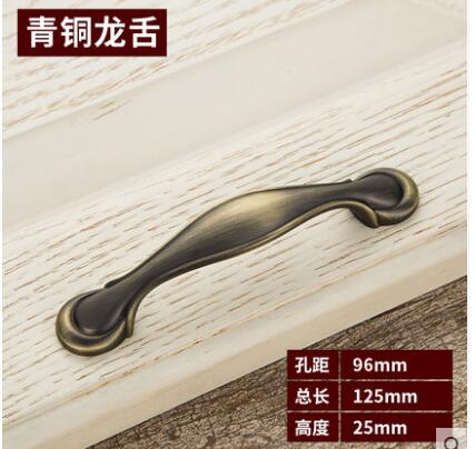 High quality retro kitchen cabinet door handle luxury drawer stealth handle relief craft furniture accessories