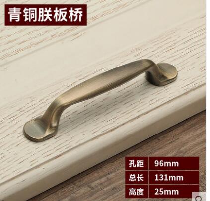 High quality retro kitchen cabinet door handle luxury drawer stealth handle relief craft furniture accessories