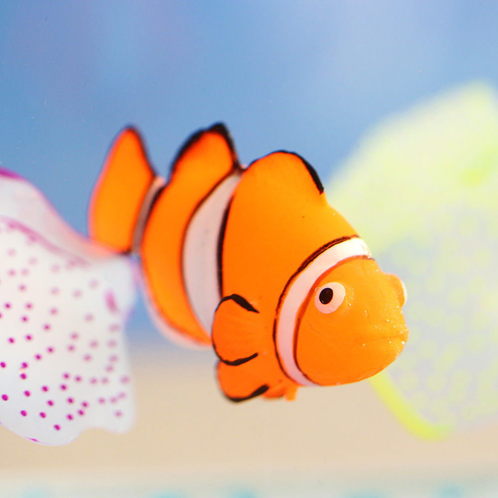 OnnPnnQ Decor Goldfish Aquarium Decoration Artificial Glowing Effect Fish Tank Ornament