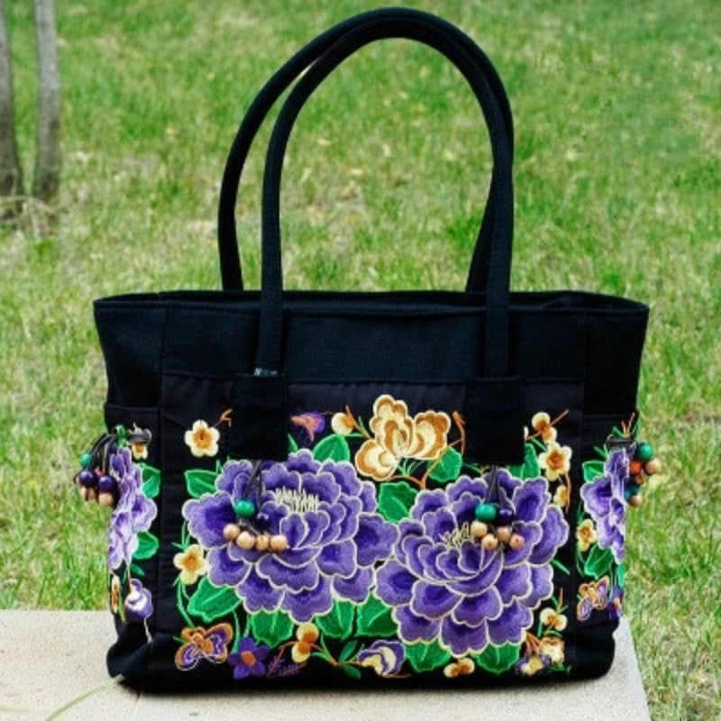 Women's Floral Embroidered Canvas Versatile Casual Tote