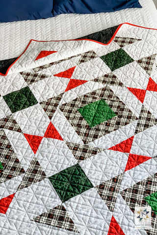 Christmas Noughts and Crosses by Julie Burton of Running Stitch Quilts