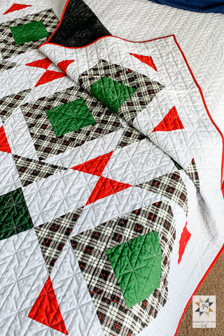 Christmas Noughts and Crosses by Julie Burton of Running Stitch Quilts