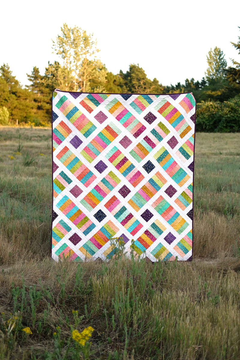 The Iris Quilt PDF Pattern – Kitchen Table Quilting
