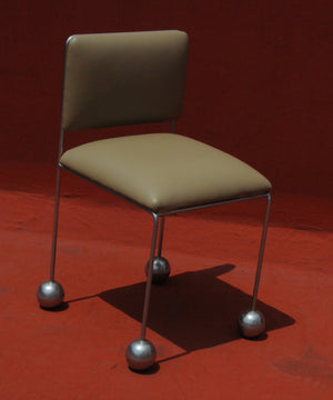 TRNK Panoramma  0006s 0000 Ball Foot ChairDSC 72511 300x ?v=1665496403