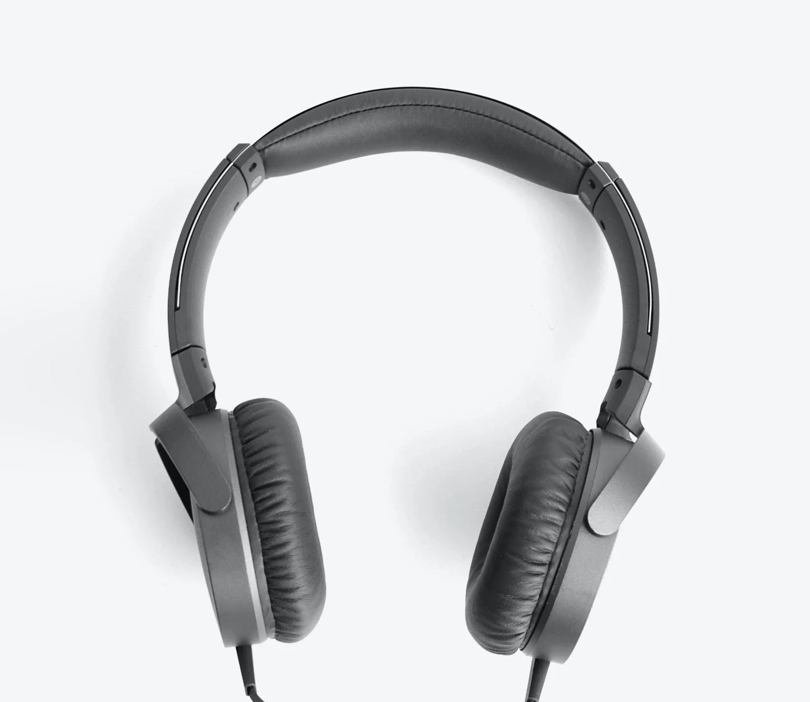 Wired Headphone and Microphone Support