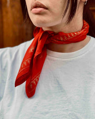 scarf-around-the-neck