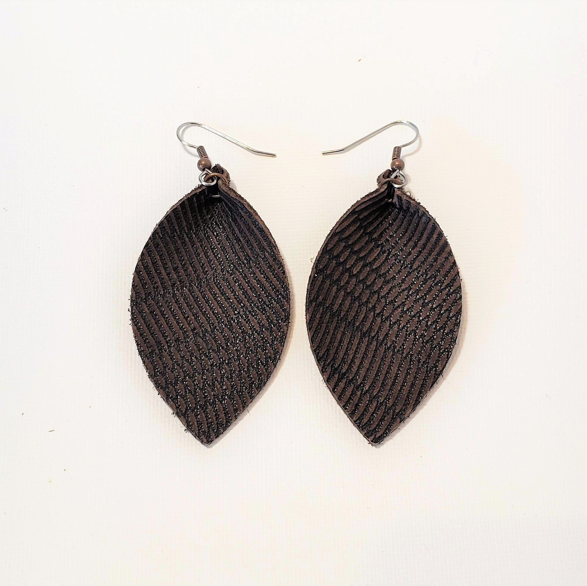 leather earrings magnolia