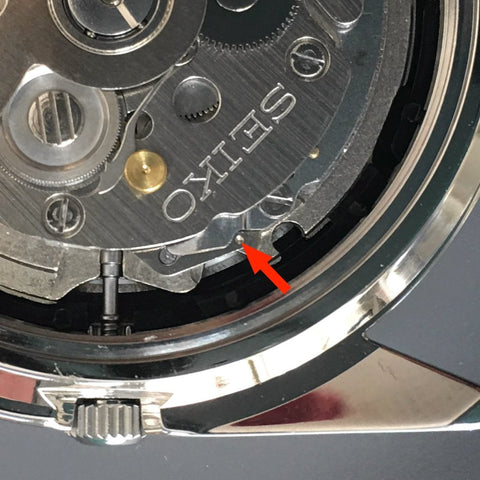 Pulling the crown and stem out - [TUTORIAL] How To Modify Your SEIKO Watch - Dial and Hands by Lucius Atelier