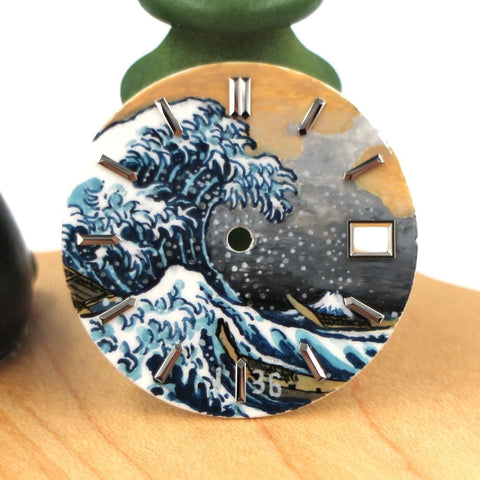 Ručně malovaný číselník - The Great Wave off Kanagawa od Hokusai - SEIKO Mod Parts