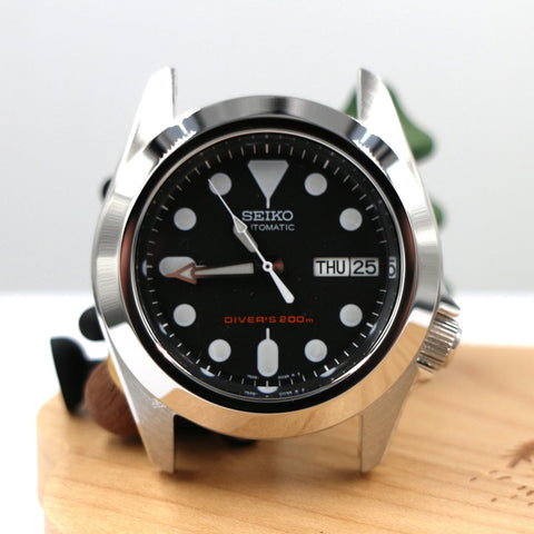 SKX013 パイロットベゼル - シルバーミラーポリッシュ by Lucius Atelier | SEIKOモッドパーツ