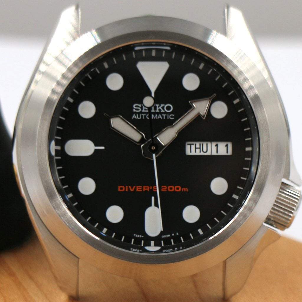 The Silver Brushed Pilot Bezel for SKX007 - SEIKO Mod Part - Lucius Atelier