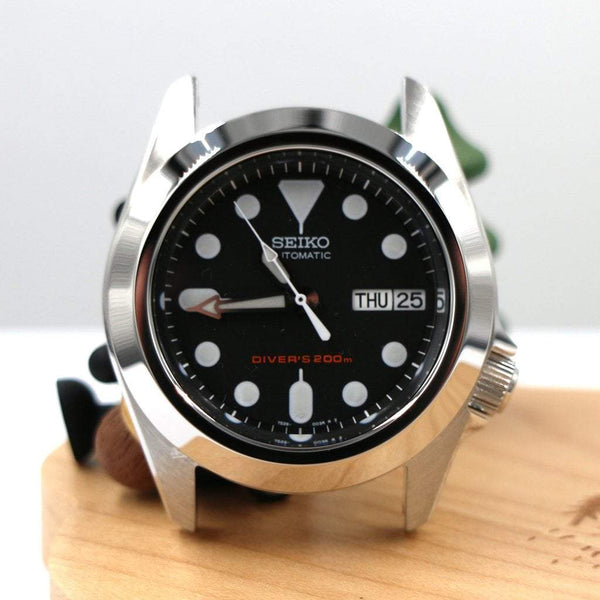 The Silver Polished Pilot Bezel for SKX013 - SEIKO Mod Part - Lucius Atelier