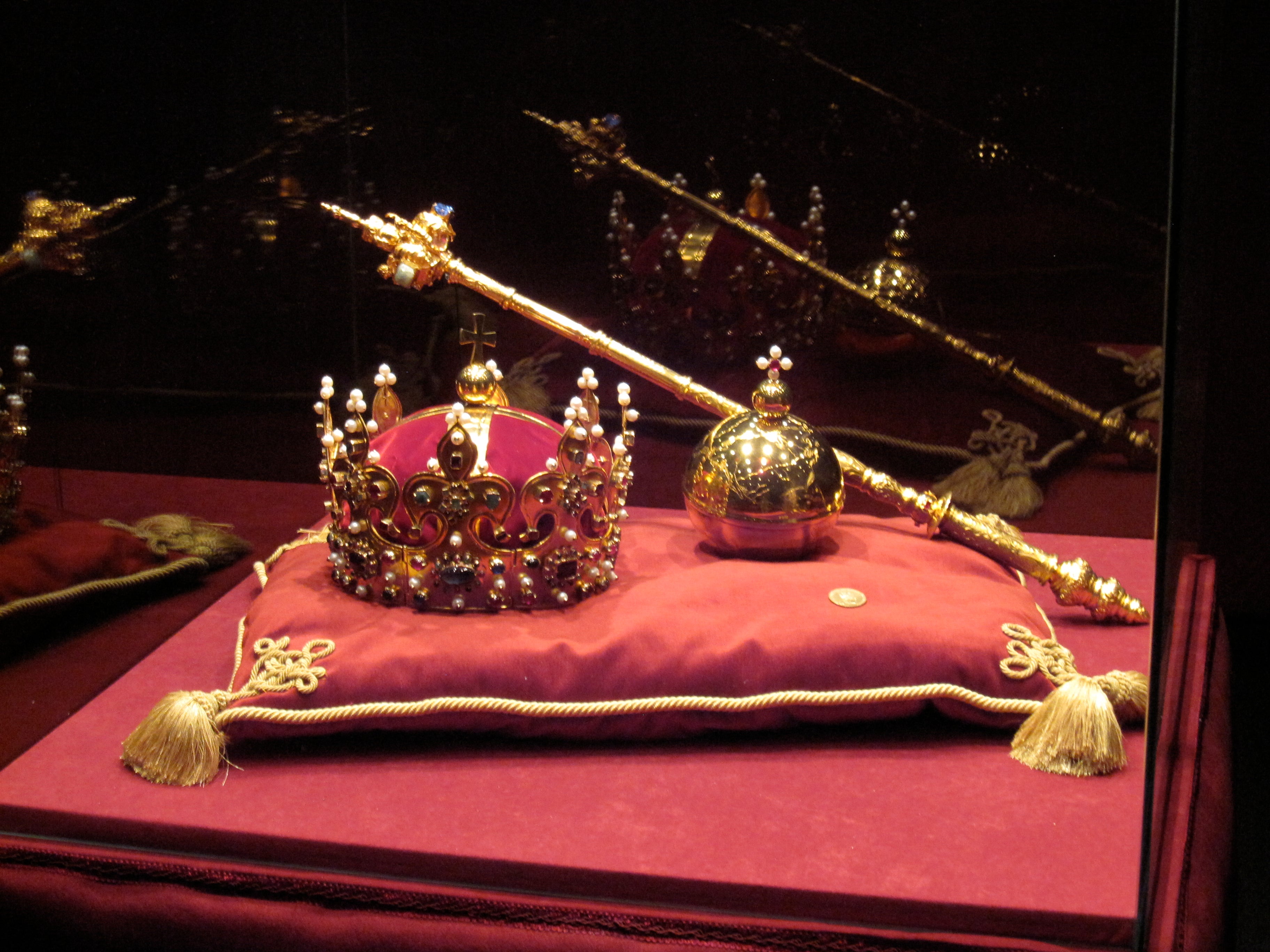 Crown and sceptre