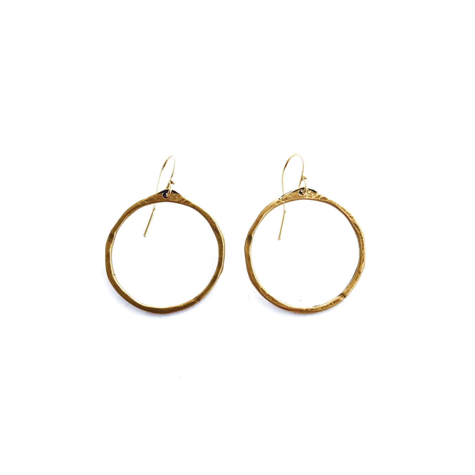 CLP Jewelry - O Earrings Medium (Gold)