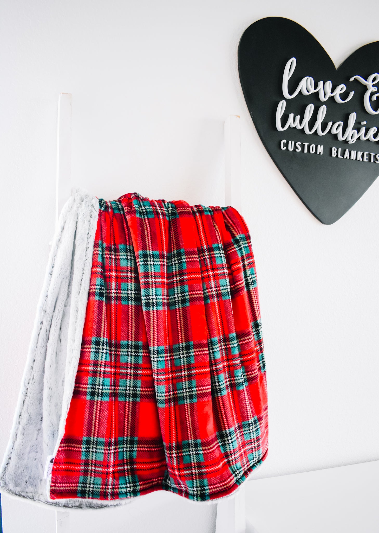 Tartan Plaid Plush Luxe Throw Blanket