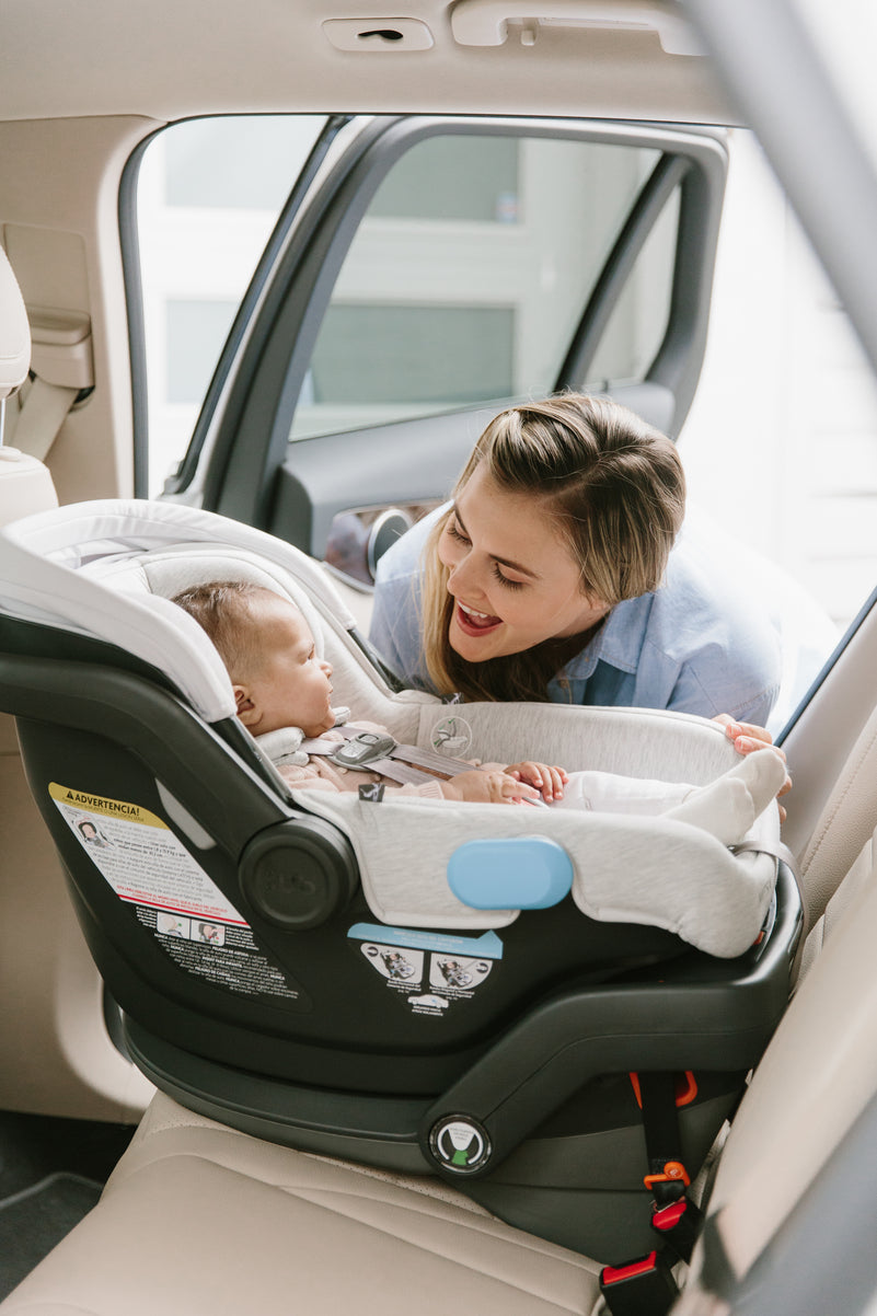 uppababy car seat airplane
