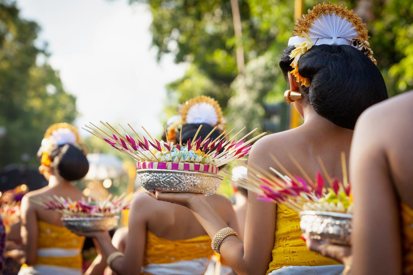 Balinese culture and traditions balinese culture and traditions balinese culture and traditions balinese temples balinese hinduism traditional dances balinese women