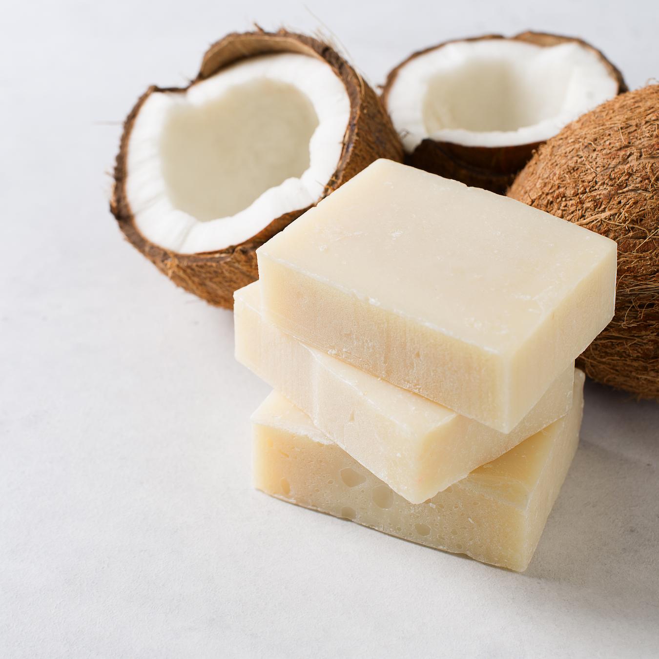 organic coconut oil hyaluronic acid and olive oils add moisture to a body wash