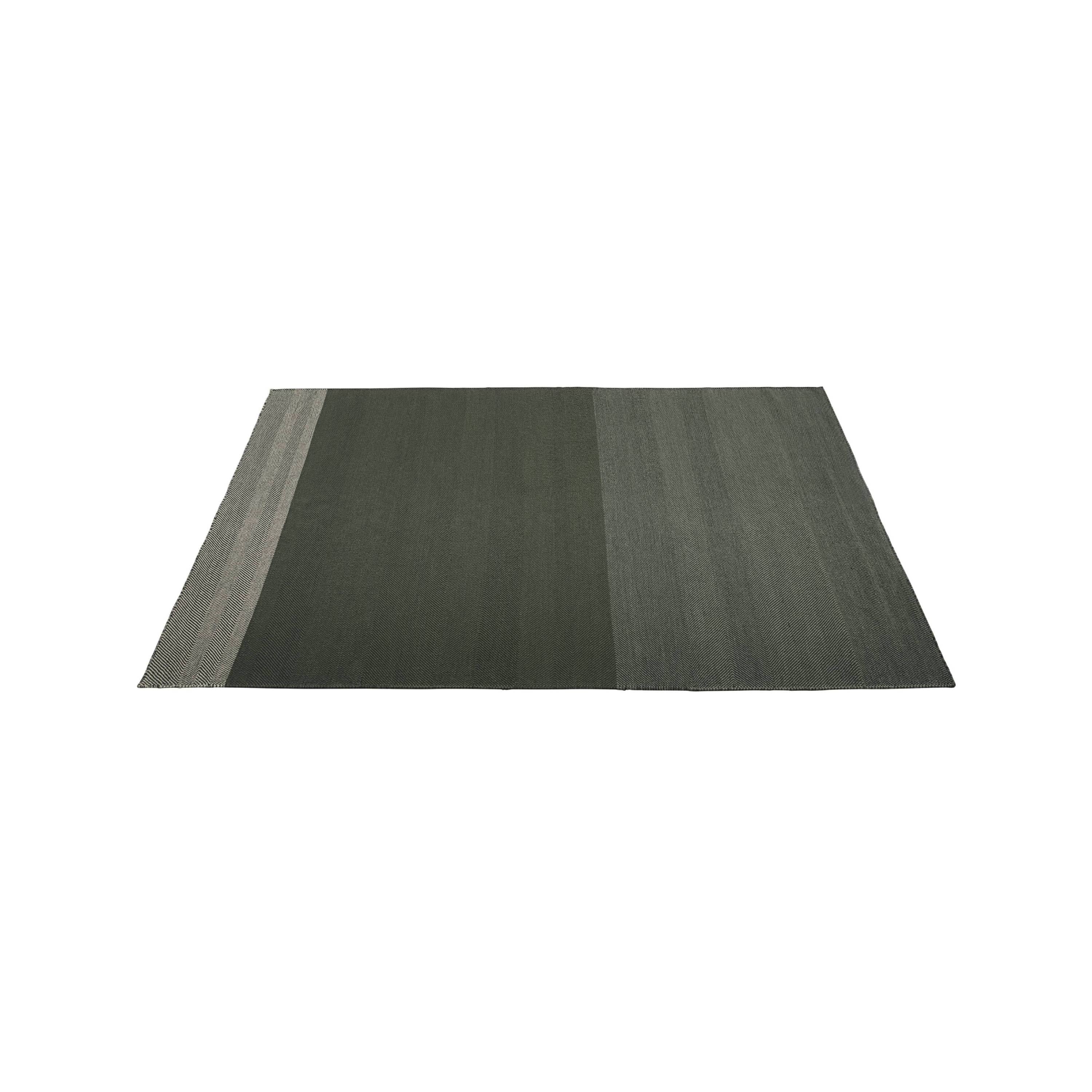 Varjo Rug: Small - 94.5" + Dark Green